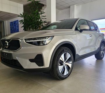 VOLVO XC40 B3-A CORE - cover