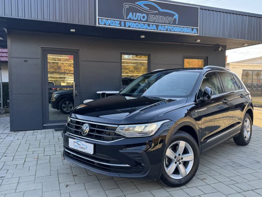 VW Tiguan 2,0 TDI  75.000 km  LED, Mrtvi kut, Nove gume - cover