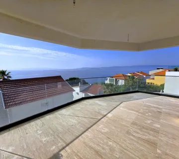 Čiovo, Okrug Gornji, luksuzna vila s bazenom 40 m od mora, 431.00 m2! - cover