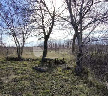 ZEMUNIK DONJII-Poljoprivredno zemljište.-BRDINE - cover