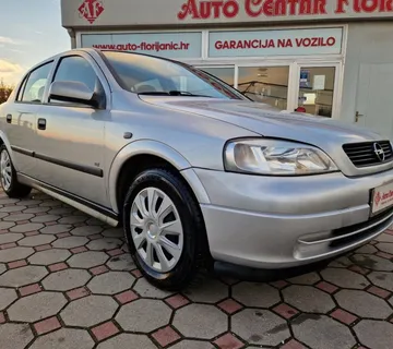 Opel Astra 1,4 i 2008.,reg:23.1.2026., KLIMA, SERVISNA, HR VOZILO... - cover