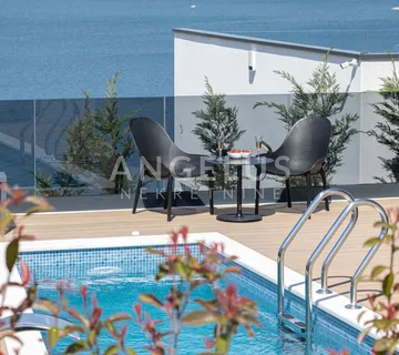 Trogir, Čiovo - moderna VILA u nizu, sa bazenom i prekrasnim pogledom - cover