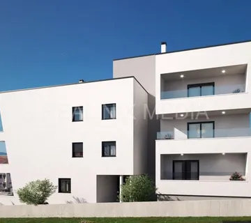 Diklovac- POGLED NA MORE! KROVNA TERASA! 2 SP.SOBE, LIFT! - cover