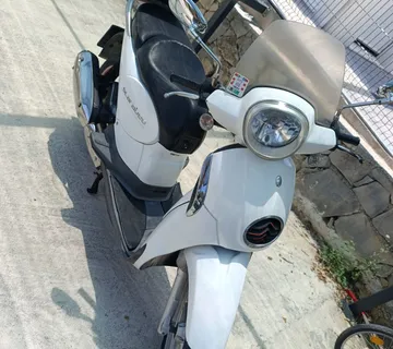 Aprilia Scarabeo, 2013. godište - cover