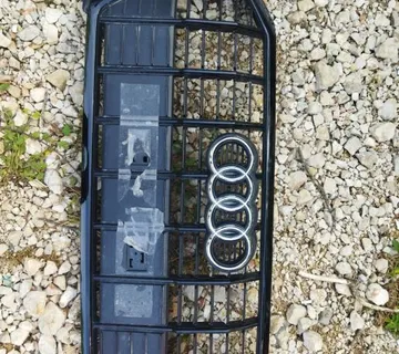 AUDI Q3 2018-MASKA PREDNJEG BRANIKA - cover