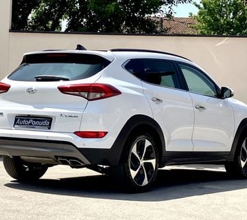 HYUNDAI TUCSON 2.0CRDi 136KS EXECUTIVE PANORAMA, 88.000KM - cover