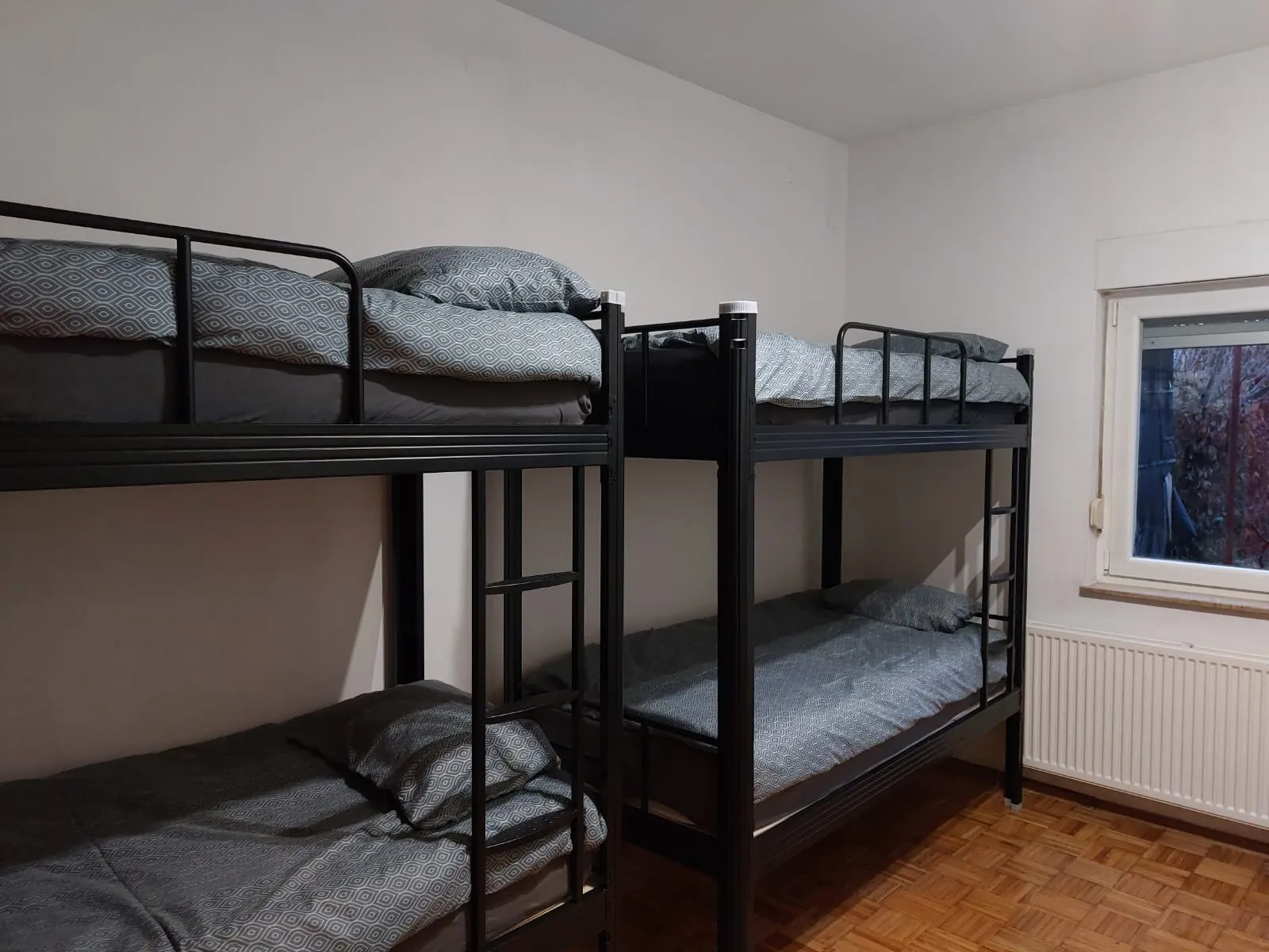 Smještaj za 16 radnika - Sesvete - cover