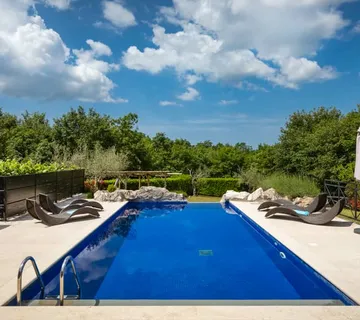 Villa Nona Lucia - cover