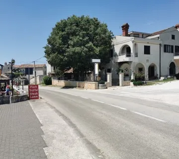 VRSAR-IMANJE SA 3 KUĆE (prodaja) - cover