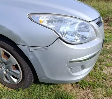 Hyundai i30 sw - cover