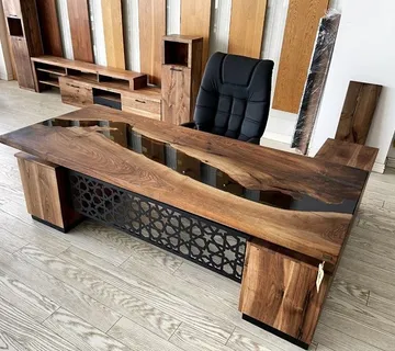 Luksuzni uredski radni stol - cover