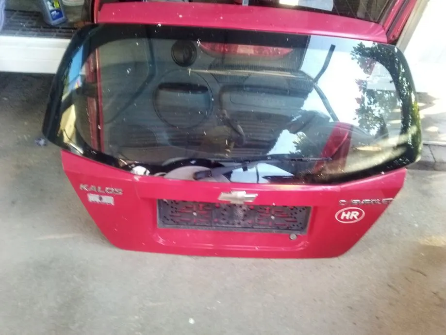 Chevrolet Kalos 2005 zadnja gepek vrata - cover