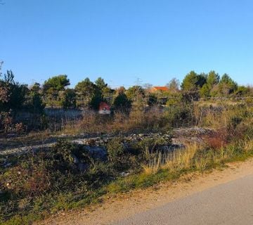 DONJI KARIN, Građevinsko zemljište 572m2 - cover