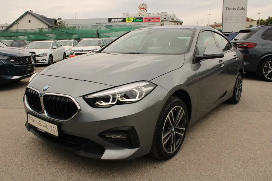 BMW serija 2 Gran Coupe 218i *LED, NAVIGACIJA* - cover