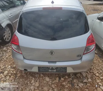 RENAULT CLIO 3 2011 REDIZAJN ZADNJA GEPEK VRATA - cover