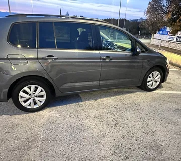 Wolksvagen Touran 2.0. TDI  Comfortline - cover