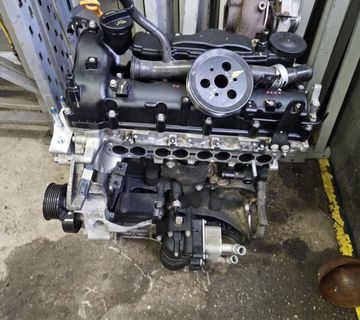 Motor dijelovi Hyundai Tucson 2.0 CRDi 100kw 2015godina 68000km  - cover