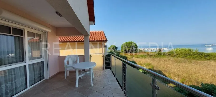 Privlaka- 80 M DO MORA! 4 APARTMANA! (prodaja) - cover