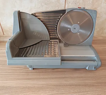 Mesoreznica Elta 130W - cover