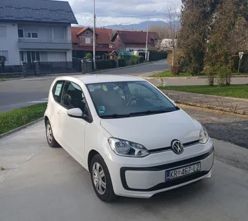 VW Up! 1.0; REG 11/2026 - cover