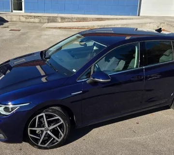 VW Golf 8 Style 2.0 TDI  DSG *IQ*H&K* - cover