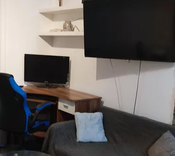 Najam Borongaj: 1-sobni stan DOSTUPAN ODMAH, uklj. režije, besp. park. - cover