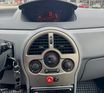 Renault Modus 1.5 DCI 48kW - cover