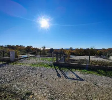 Istra Zemljište s pogledom na more u Labinu 620 m2 - cover