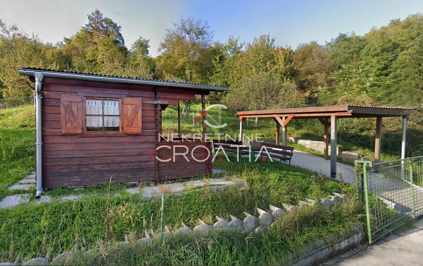 EKSKLUZIVNO, KUĆICA I ZEMLJIŠTE, DONJA VOĆA - cover