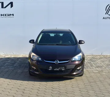 Opel Astra 1.6 CDTI - cover