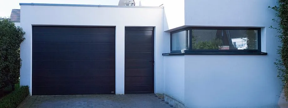 SEKCIJSKA GARAŽNA VRATA - NAJNIŽA CIJENA, NAJBOLJA KVALITETA - cover