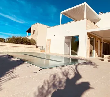 Pergola Sunbreaker 400R - cover