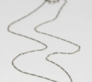 Srebrni lančić Ryan - cover