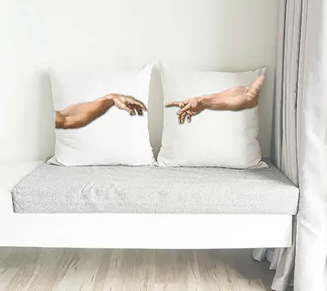 Jastučići ruke - cover