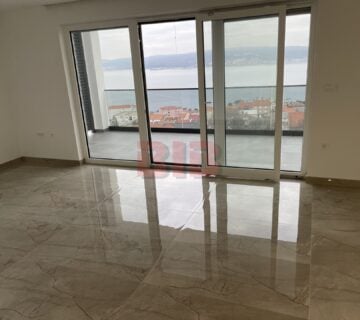 CRIKVENICA,PREKRASAN APARTMAN U URBANOJ VILI,2 PARKINGA - cover