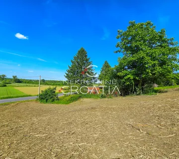  Građevinsko zemljište + šuma  - cover