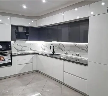 Kuhinja visoki sjaj bjela - cover