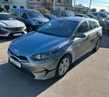 Kia Ceed 1.6 CRDI - 2023 - SERVISNA - NAVI - GARANCIJA - REG.1.GOD. !! - cover