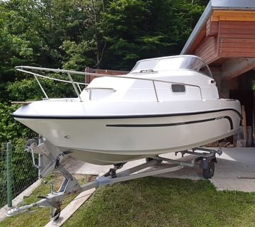 ELAN 18 cabin i PRIKOLICA - cover