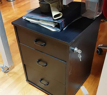 Ladičar na kotačima 3 ladice crni sa zaključavanjem - cover