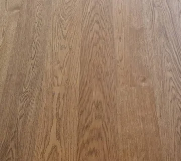 Svijetlo smeđi hrast lakirani - cover