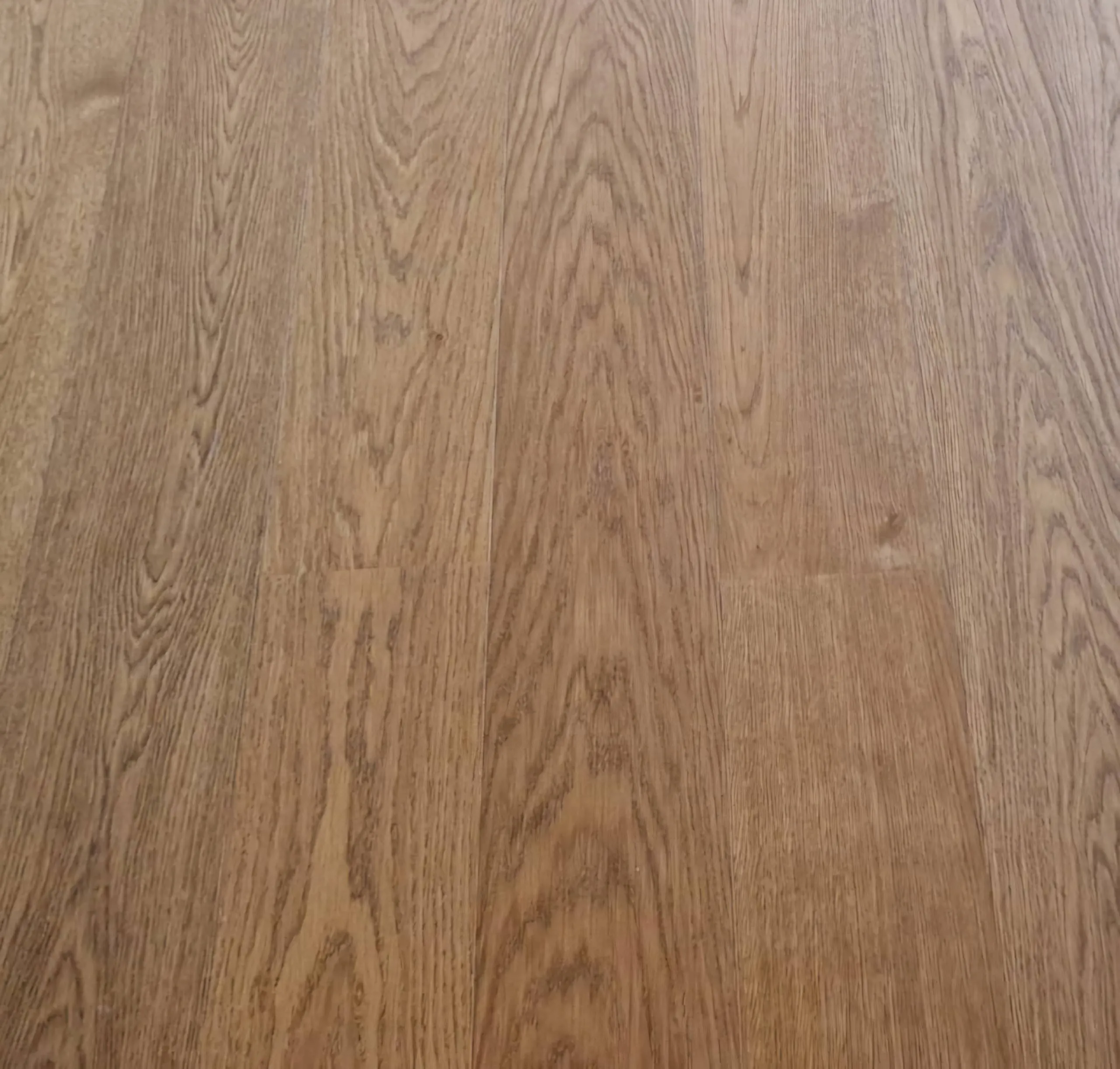 Svijetlo smeđi hrast lakirani - cover