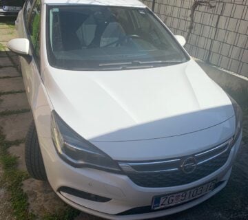 Opel Astra 1.6 CDTI - cover