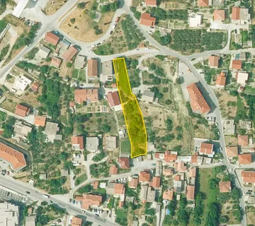 Solin, Barišići - Građevinsko zemljište, 1541 m² - cover