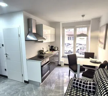 Stan: Zagreb (Donji grad), 30m2 (iznajmljivanje) - cover