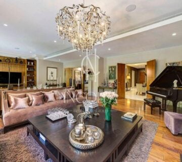 Luxury flat for sale in London, United Kingdom - cover