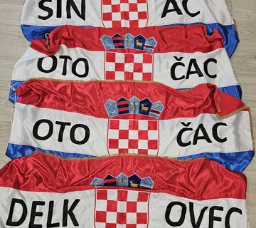 Navijačka zastava s imenom mjesta, svečana (150x75cm) - cover