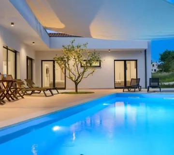 ROVINJ-OKOLICA-PRIZEMNICA SA BAZENOM NA PRODAJI (prodaja) - cover