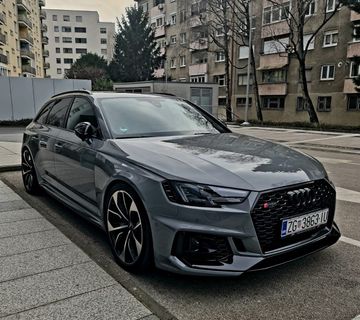 Audi RS4 2.9 Quattro Dinamic - cover