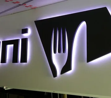 Izrada reklama - Svjetleće LED Fluo i Neon reklame - cover